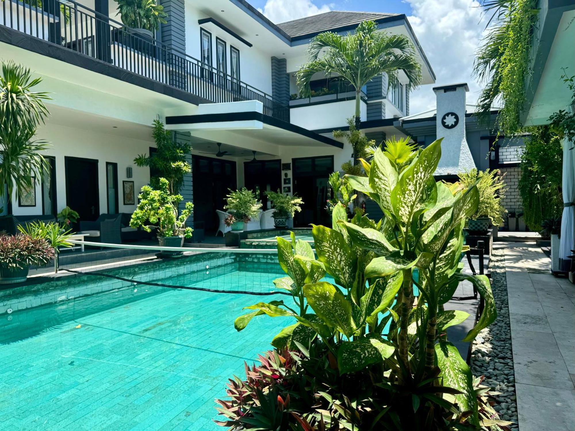Villa Rumah Putih Abu Abu Senggigi Zewnętrze zdjęcie